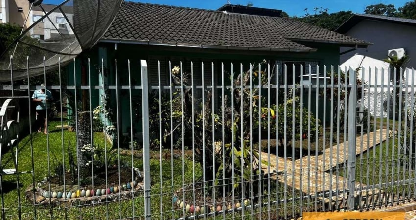 Casa com 2 quartos à venda na Rua Dionísio Cerqueira, Santa Augusta, Criciúma