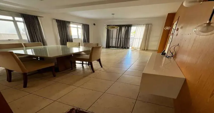 COND. SANTA TERESA - 4 DORMS. (2 SUÍTES) - AT 300m² - AC 279m²