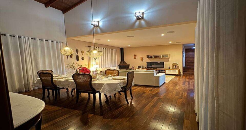 RESERVA DA SERRA - AT 504m² - AC 208m² - 3 SUÍTES - 4 VAGAS