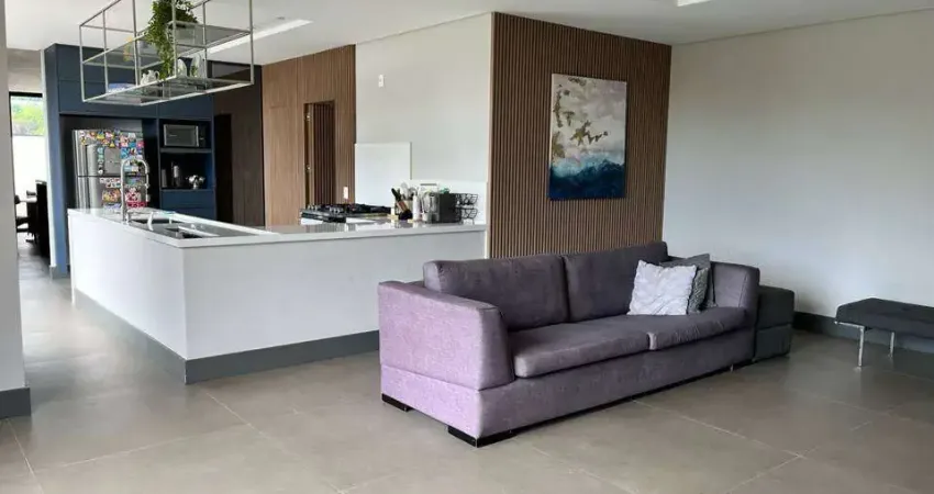 BRISAS JUNDIAÍ - MALOTA - AT 700m² - AC 290m² - 3 SUÍTES - 3 VAGAS