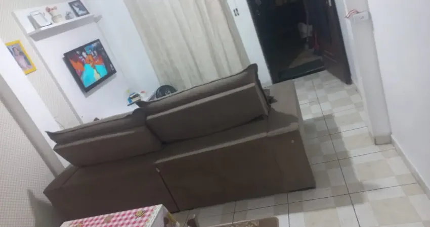 Sobrado cohab de 3 dormitorio ,2 banheiro ,sala, quintal com lavanderia,