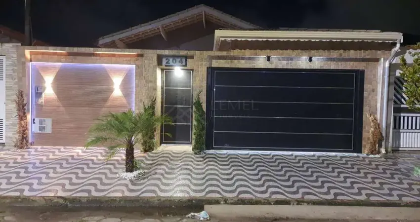 Casa para Venda em Praia Grande, Vila Caiçara, 4 dormitórios, 4 suítes, 1 banheiro, 3 vagas