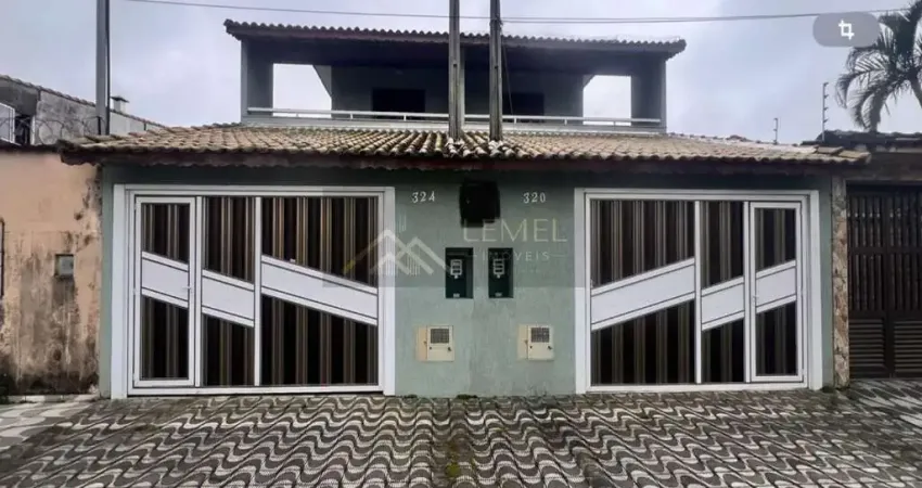 Sobrado Geminado para Venda em Praia Grande, Maracanã, 2 dormitórios, 2 suítes, 1 banheiro, 2 vagas