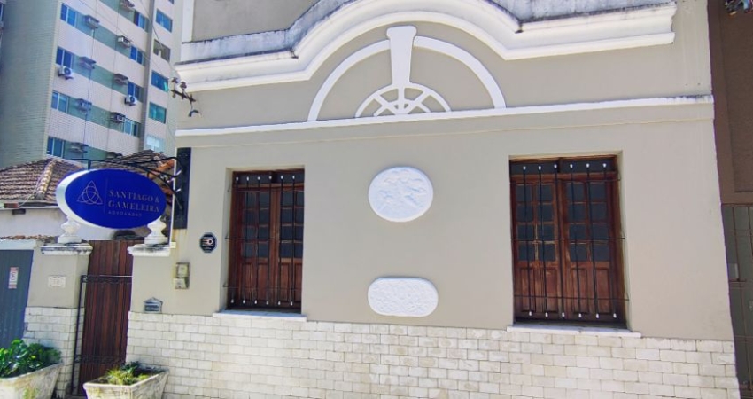 Ponto comercial com 4 salas para alugar na Rua Comendador Palmeira, 56, Farol, Maceió