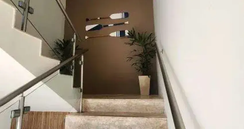 Apartamento tipo Cobertura com 2 suítes em Stlla Maris - Frente Mar