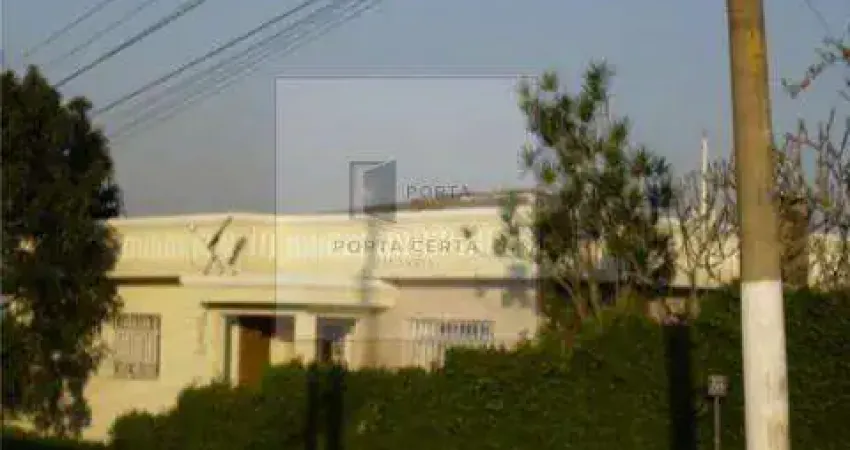 Casa para Venda em Cotia, Vila São Joaquim, 5 dormitórios, 2 suítes, 4 banheiros, 12 vagas