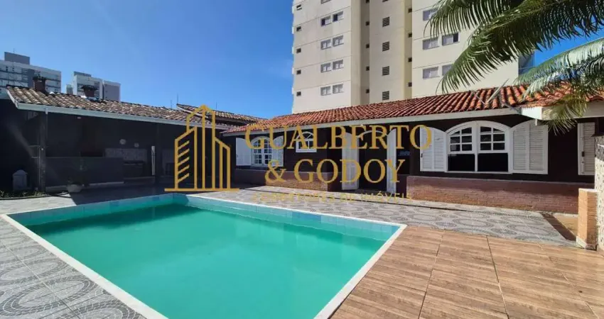 casa 3 Demeritórios à venda no bairro Indaiá, Bairro nobre de Caraguatatuba