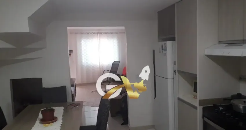 Sobrado com 2 domirtorios e espaço gourmet no bairro do sitio cercado