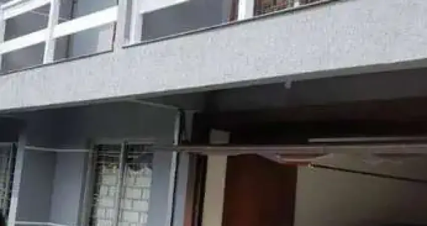 Sobrado com 3 dormitórios à venda, 110 m² por R$ 487.000,00 - Fanny - Curitiba/PR