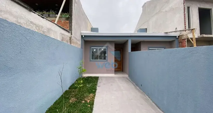Casas à venda no bairro campo de santana, com dois quartos, sala, cozinha e banheiro social, em excelente localização.