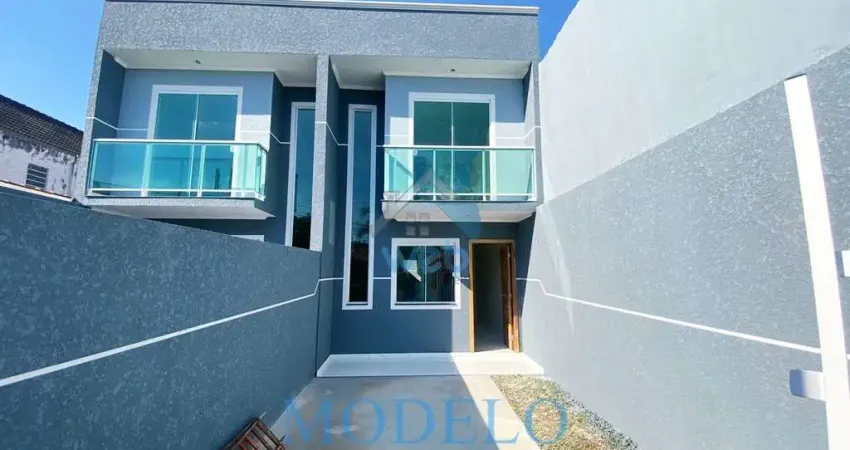 Sobrado com três quartos à venda na região do vitória régia, no bairro cic, em fase de construção.