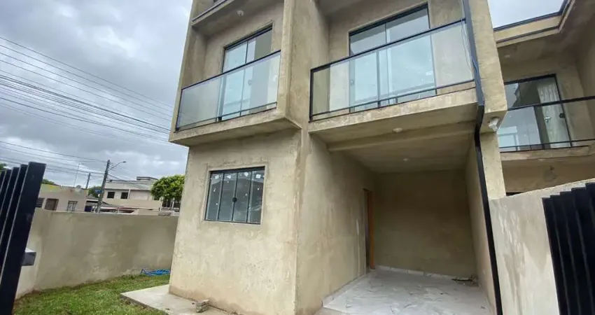 Sobrado de esquina com três quartos à venda na região do santa rita, no bairro tatuquara, em fase de construção.