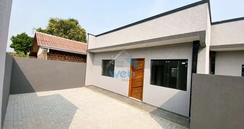 Casa em condomínio à venda no bairro costeira, em araucária, com três quartos, sala, cozinha e banheiro, além de acabamento de alto padrão