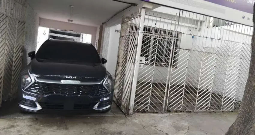 Casa com 4 quartos para alugar na Rua Coronel Luís Americano, 299, Vila Azevedo, São Paulo