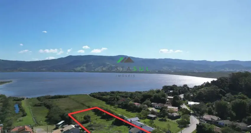 Terreno à Venda – Beira da Lagoa Encantada | Praia da Ferrugem – Garopaba/SC