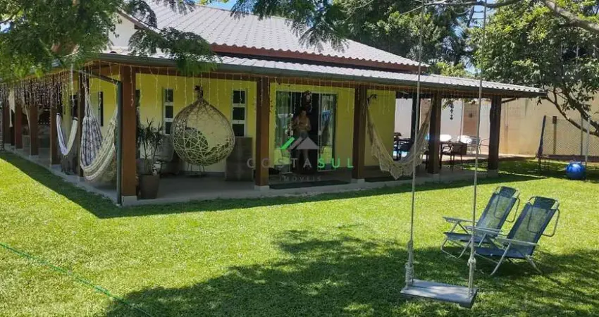 Casa com 3 quartos à venda na Estrada geral, Sn, Grama, Garopaba