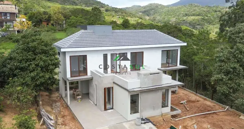 Residência contemporânea em construção – areias de macacu, garopaba/sc