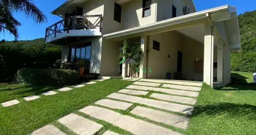 Casa Charmosa á venda no Jardim Panorâmico – Perto do Centro e da Praia | Garopa