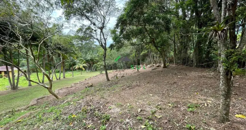 Oportunidade única de investimento em terreno residencial no bairro Encantada, G