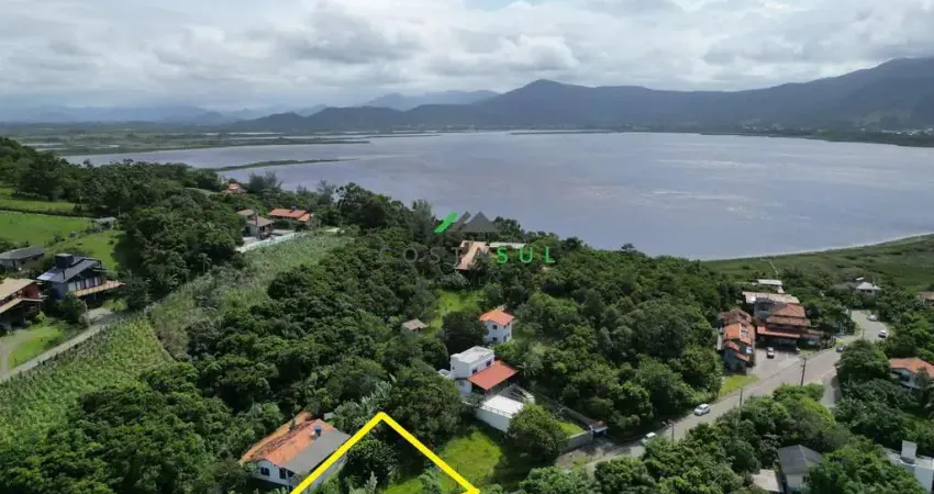 Seja bem-vindo à oportunidade de adquirir um terreno residencial na deslumbrante