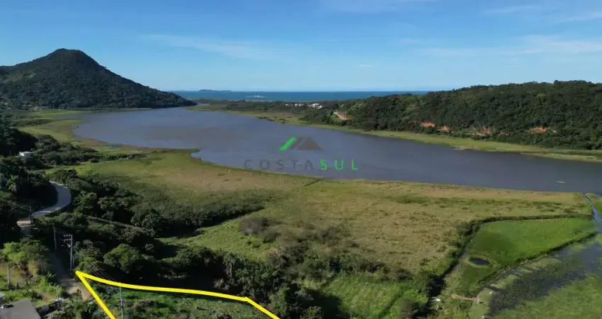 Terreno com Vista Panorâmica para a Lagoa do Macacú – Garopaba/SC