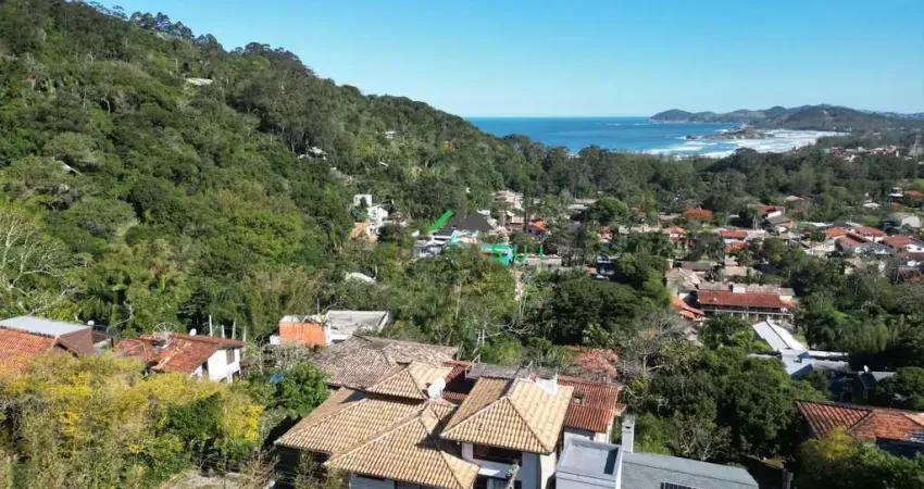 Casa com vista panorâmica para o mar e lagoa – morro da ferrugem, garopaba/sc