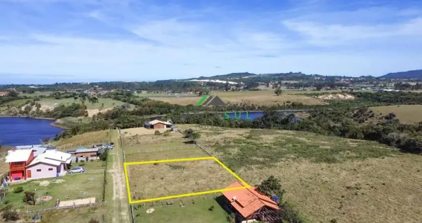 Terreno de 1.000m² no arroio — exclusividade, natureza e privacidade a 800m da b