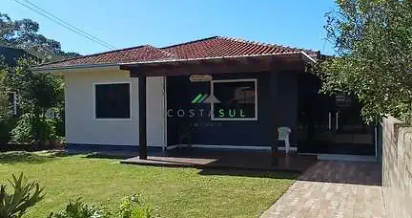 Casa térrea disponível para venda na Encantada em Garopaba SC