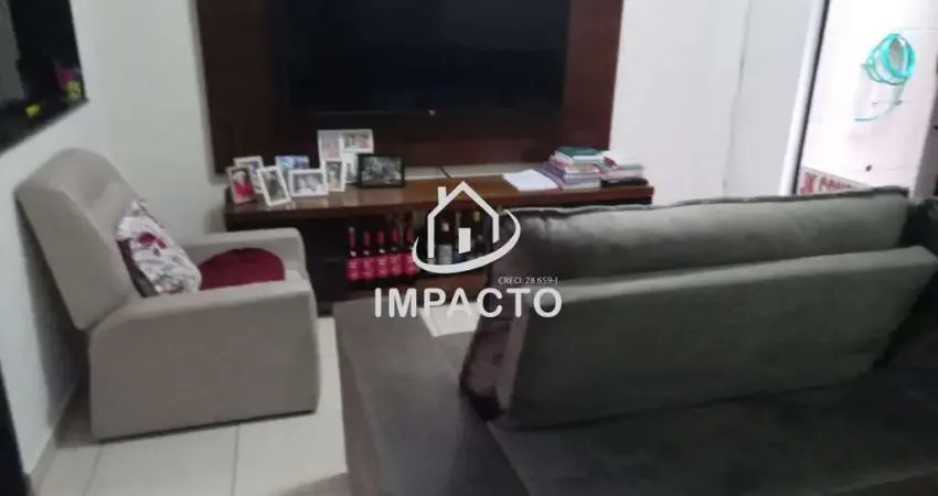 Sobrado com 6 dormitórios sendo 1 suíte com closet, churrasqueira e 2 vagas de garagem à venda