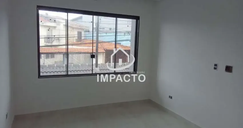 Sobrado com 3 dormitórios sendo 1 suíte com varanda e 2 vagas