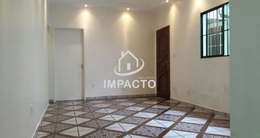 Casa à venda com 3 dormitórios, 1 escritório e churrasqueira