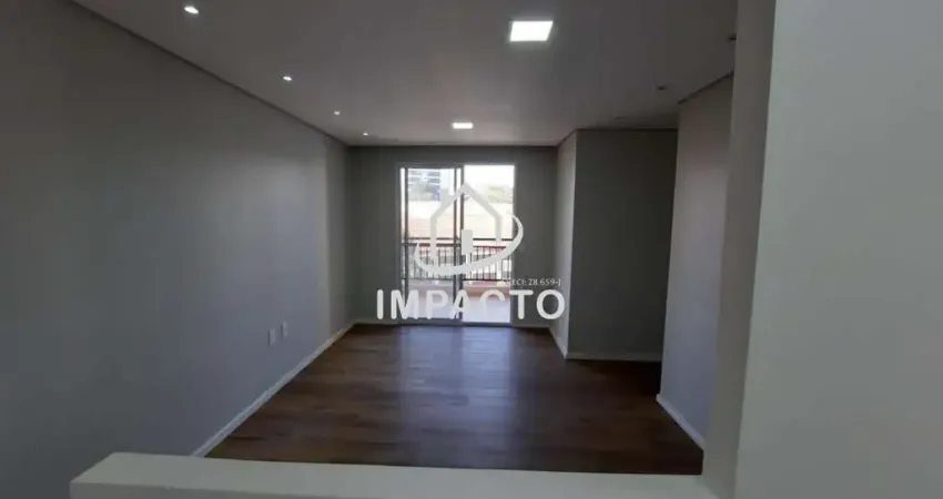 Apartamento com 3 dormitórios e 1 vaga de garagem coberta à venda