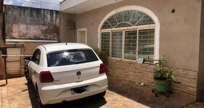 Casa para Venda em Ribeirão Preto, Sumarezinho, 3 dormitórios, 1 suíte, 1 banheiro, 3 vagas