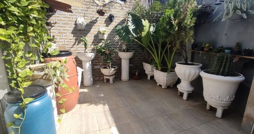 Casa com 3 Quartos e 2 banheiro à Venda, 135m²Vila Lavinia Mogi Das Cruzes São Paulo