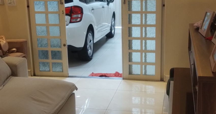 Casa com 3 quartos à venda na Rua Francisco José dos Santos, 0, Jardim Patrícia, Uberlândia