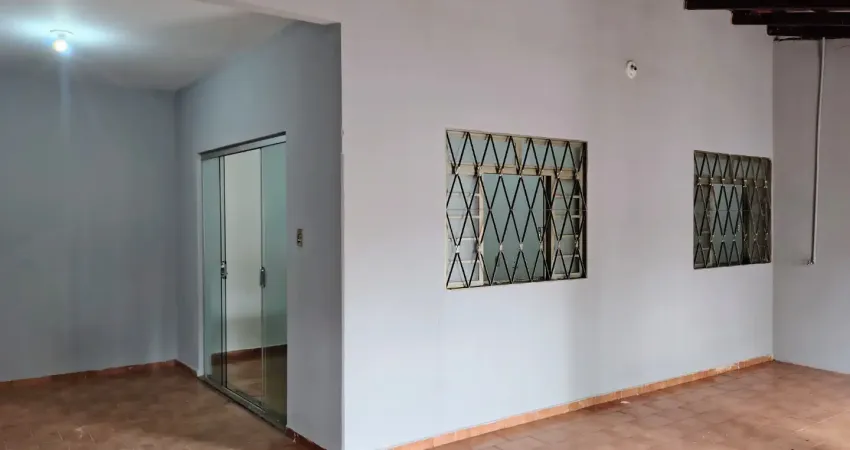 Casa bairro luizote de freitas proximo a casa loteria e avenida