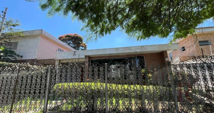 Casa para Venda em São Caetano do Sul, Jardim São Caetano, 4 dormitórios, 1 suíte, 2 banheiros, 2 vagas