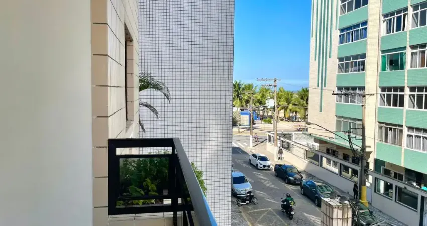 Apartamento mobiliado com vista mar, a apenas 50 metros da praia!