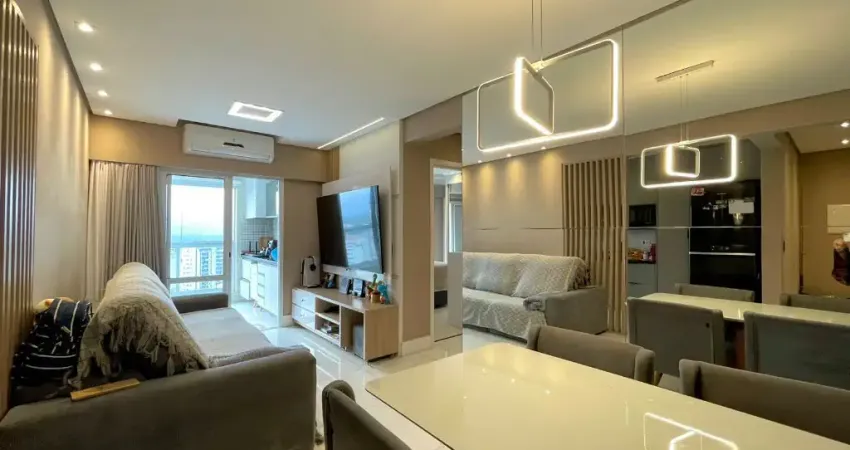 APARTAMENTO ALTO PADRÃO - MOBILIADO - 2 SUÍTES - 2 VAGAS À VENDA GUILHERMINA PRAIA GRANDE/SP