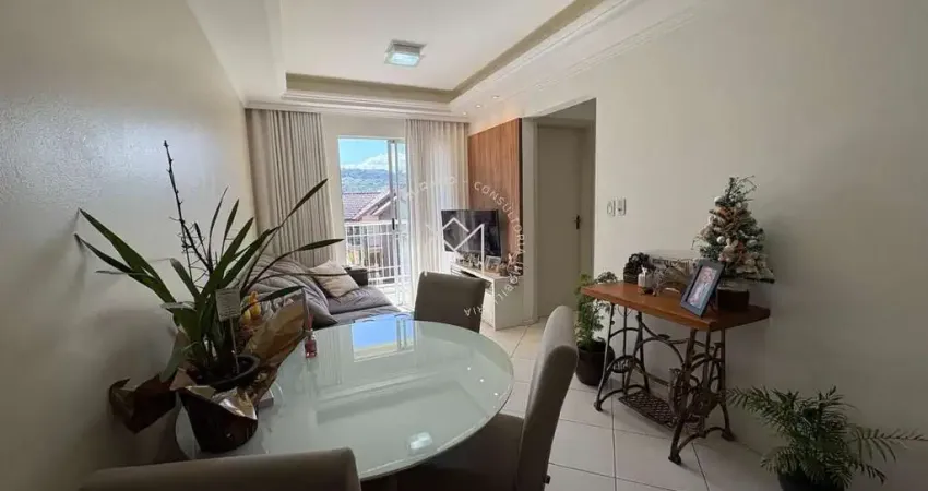 Apartamento semi-mobiliado com 2 dormitórios próximo à UNISC