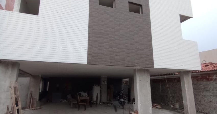 Oportunidade no Bessa! Apartamento 2 Quartos a 600m do Mar por R$ 290 Mil
