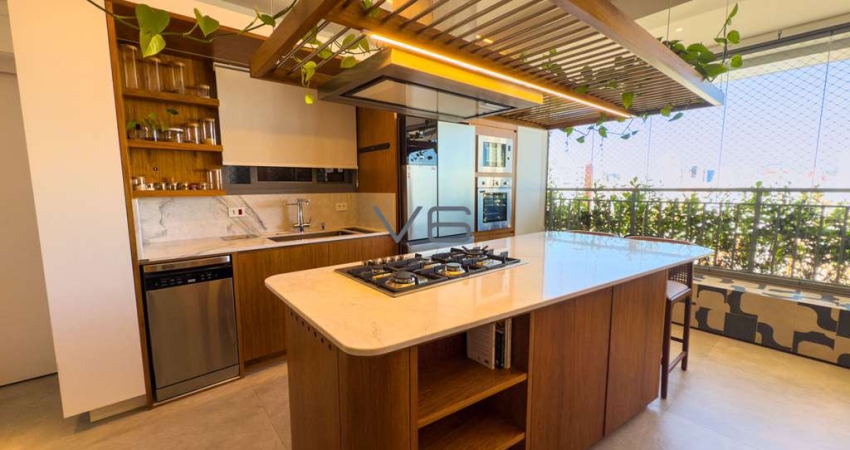 Belíssimo Apartamento de Alto Padrão, semi mobiliado, com 102 m² Privativos, 2 vagas de garagem