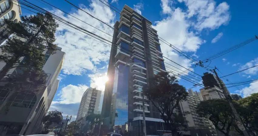 Apartamento Alto Padrão com 155,4 m² privativos, 3 suítes, 3 vagas de garagem, no Agua verde, Curitiba-PR