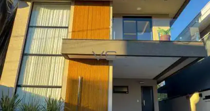 Casa Alto Padrão,  com 167m² privativos, 3 quartos, 2 vagas de garagem, no Umbará, Curitiba-PR
