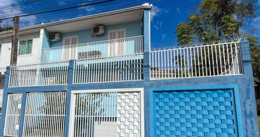 Casa com 190 m², 3 quartos, 5 vagas de garagem, no Água Verde, Curitiba-PR.
