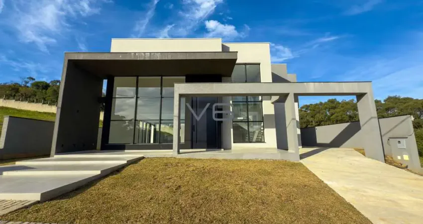 Casa com 548m², 4 suítes, 4 vagas de garagem em  Lamenha Pequena, Almirante Tamandaré-PR.