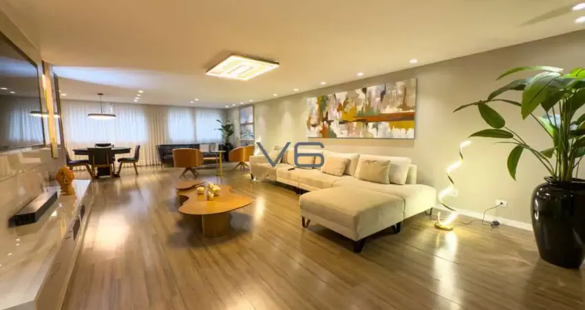 Apartamento Alto Padrão com 197m² privativos, 3 quartos, 2 vagas de garagem, no Batel, Curitiba-PR.