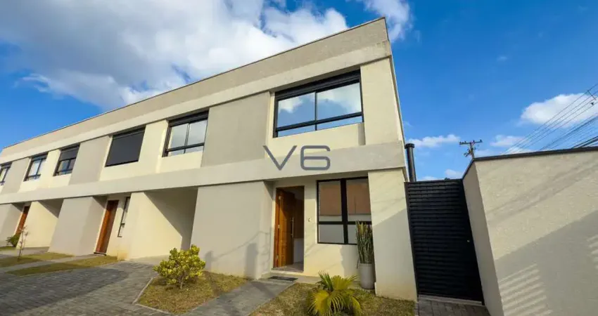 Casa com 125m² privativos, 3 quartos, 2 vagas de garagem, em Santa Felicidade, Curitiba-PR.