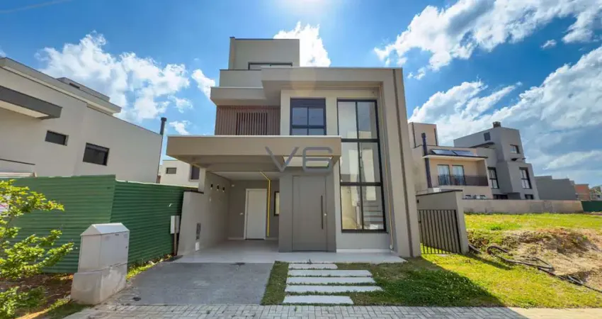 Sobrado em condomínio com 3 quartos, 1 suíte, 2 vagas de garagem, 148m² privativos,no santa cândida, curitiba-pr.