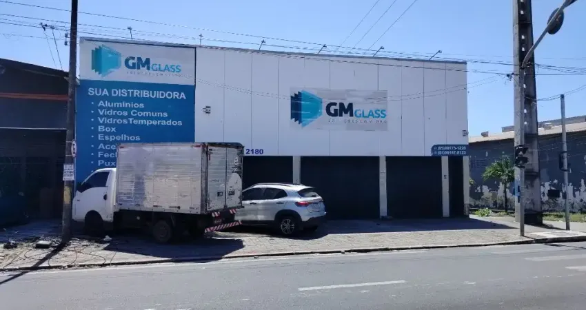 Barracão / Galpão / Depósito para alugar no Boa Vista Castelão, Fortaleza 